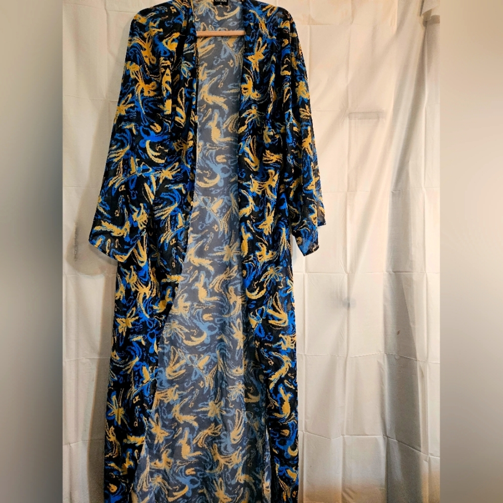 3 Piece Swimwear: Blue and Yellow Patterned Kimono.  2pc Swim Suit And Cover Up.